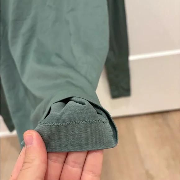 Lululemon Swiftly Size 2 - Picture 2 of 7